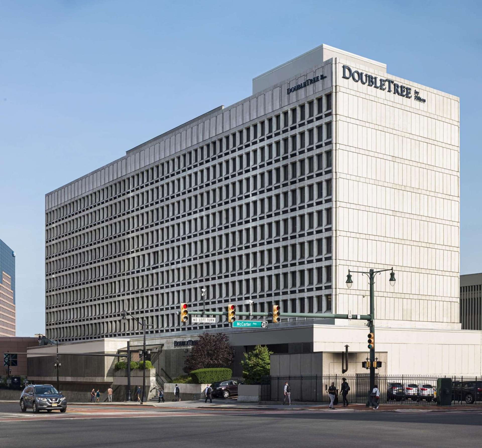 DoubleTree by Hilton Newark Penn Station gallery photo in Newark, NJ — image 20