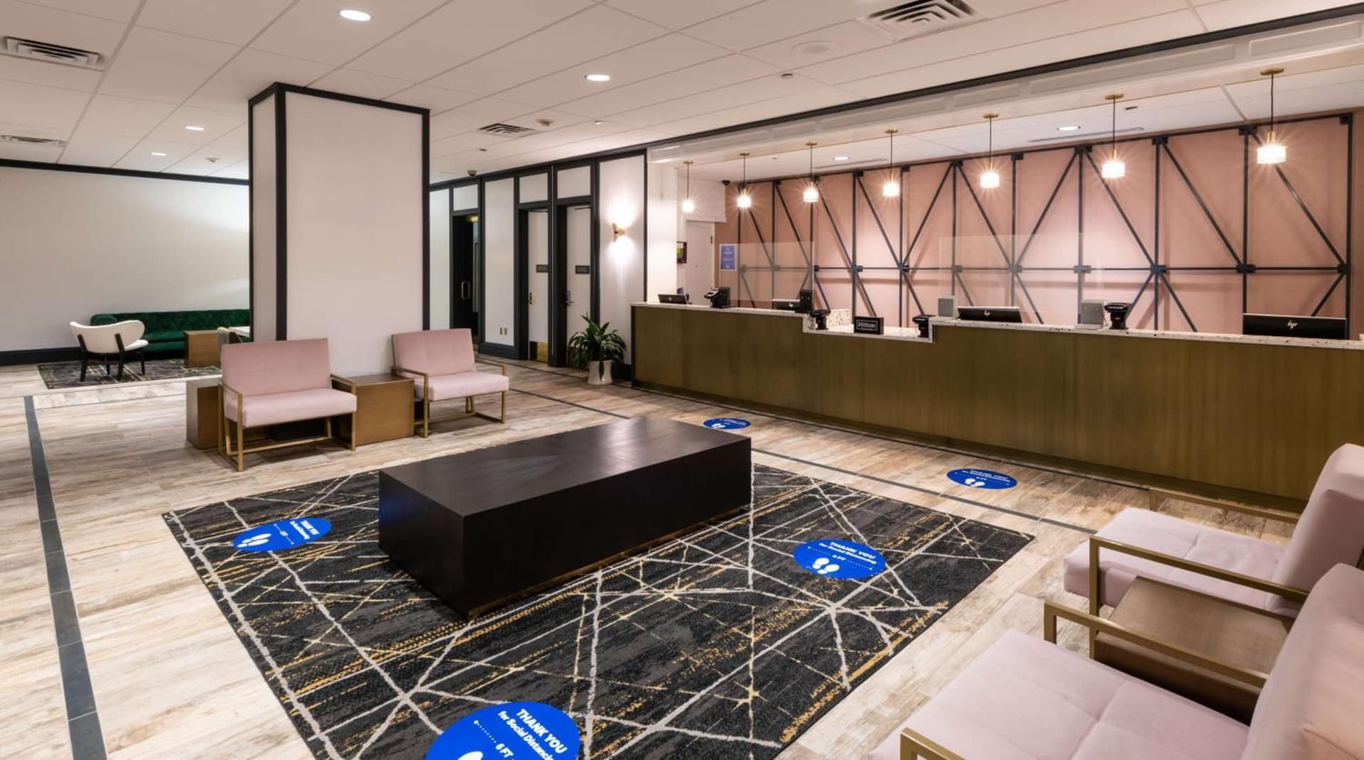 DoubleTree by Hilton Newark Penn Station gallery photo in Newark, NJ — image 43
