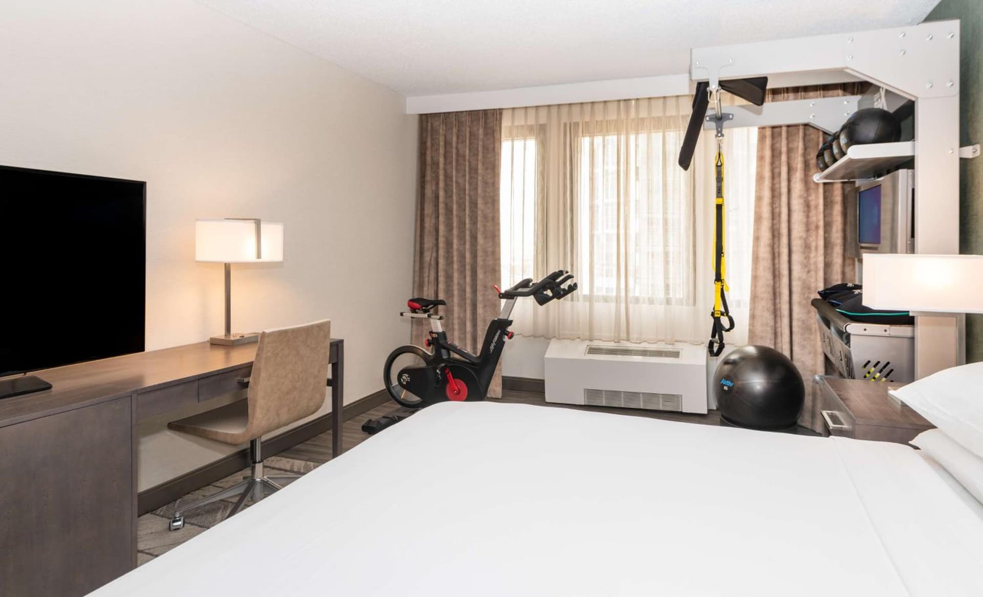 DoubleTree by Hilton Newark Penn Station gallery photo in Newark, NJ — image 44