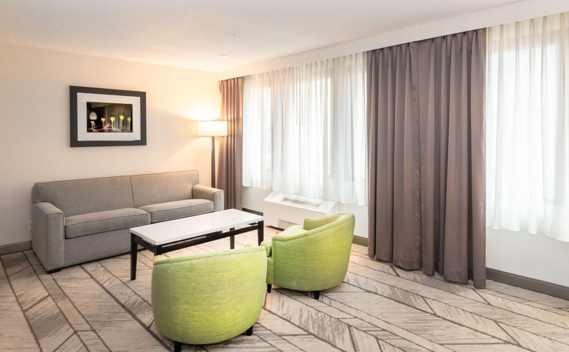 DoubleTree by Hilton Newark Penn Station gallery photo in Newark, NJ — image 49