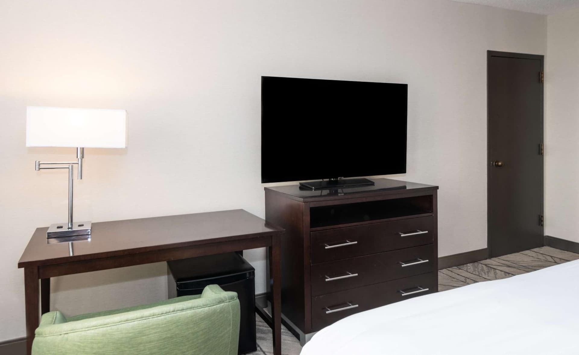 DoubleTree by Hilton Newark Penn Station gallery photo in Newark, NJ — image 7