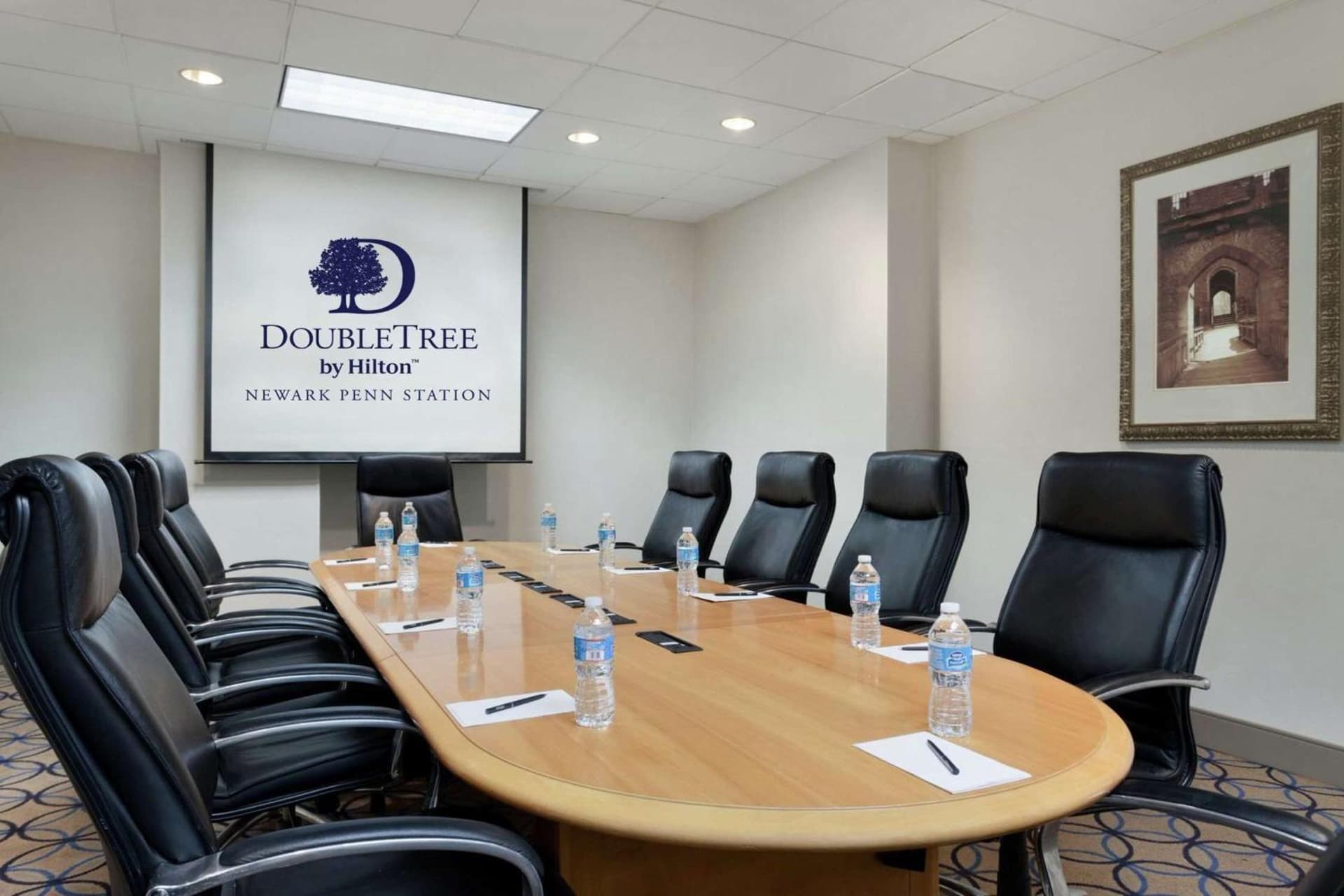 DoubleTree by Hilton Newark Penn Station gallery photo in Newark, NJ — image 40