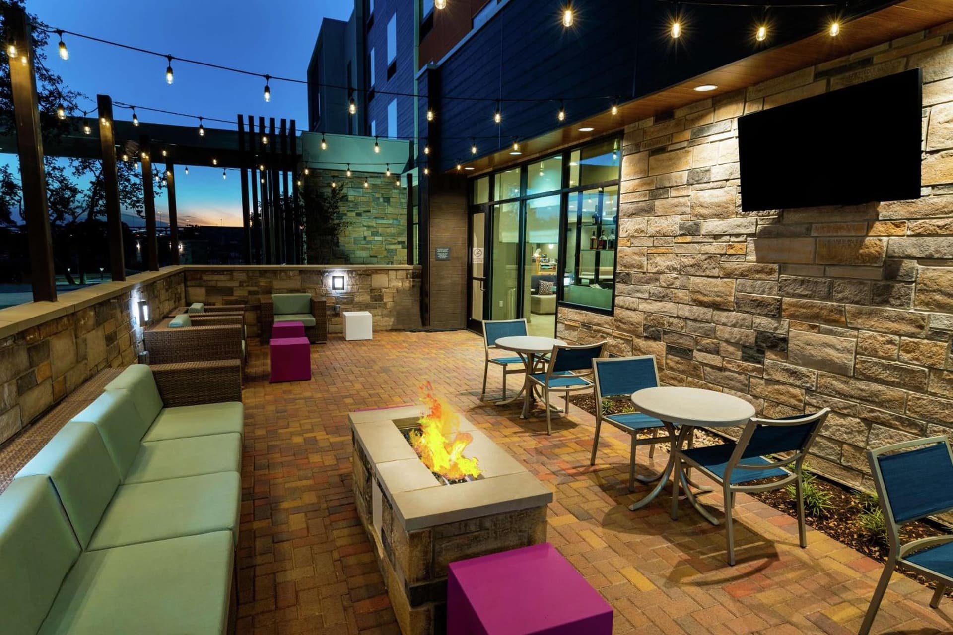 Hilton Garden Inn Cedar Park Austin interior in Austin, TX — gallery photo 2