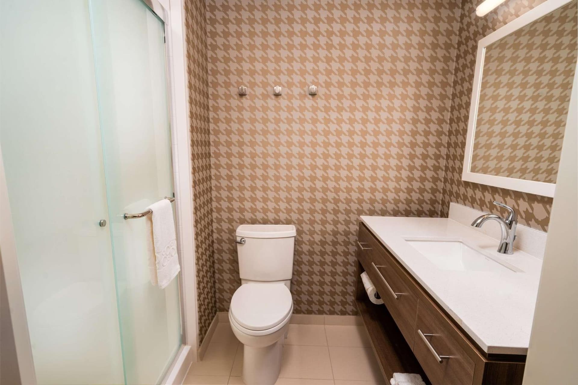 Home2 Suites Bakersfield property views in Bakersfield, CA — gallery photo 3