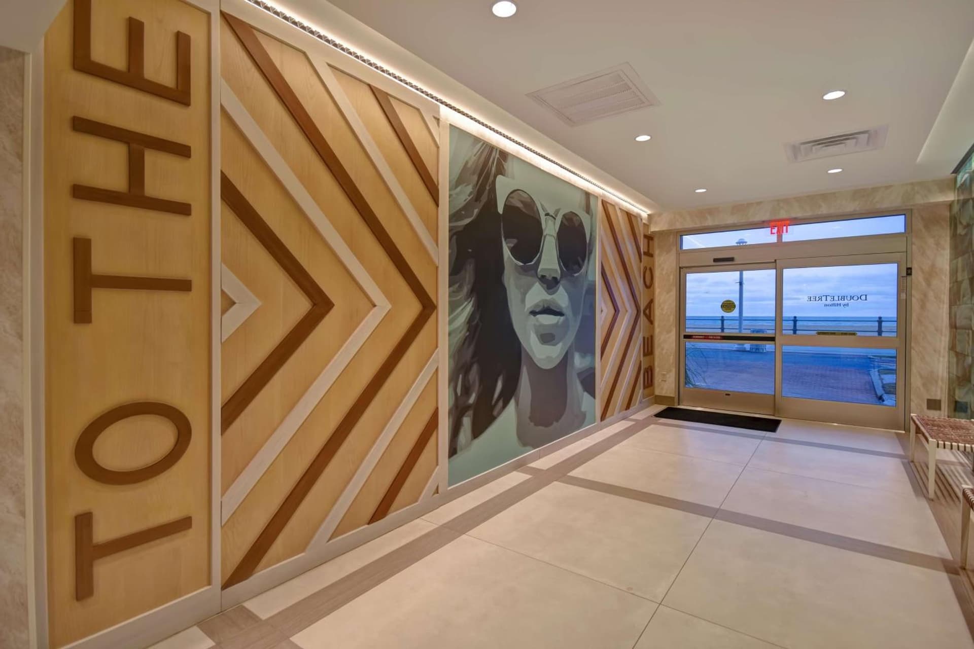 DoubleTree by Hilton Oceanfront Virginia Beach gallery photo in Virginia Beach, VA — image 40