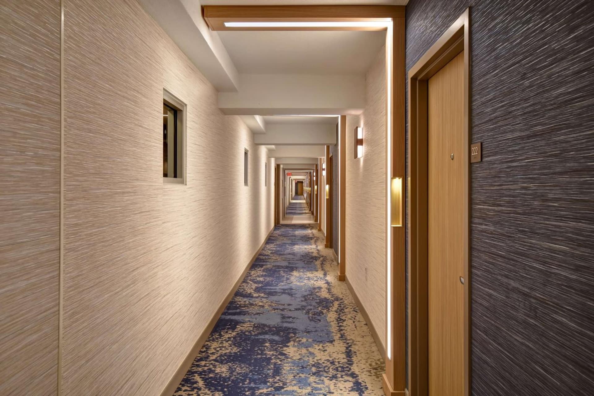 DoubleTree by Hilton Oceanfront Virginia Beach gallery photo in Virginia Beach, VA — image 34