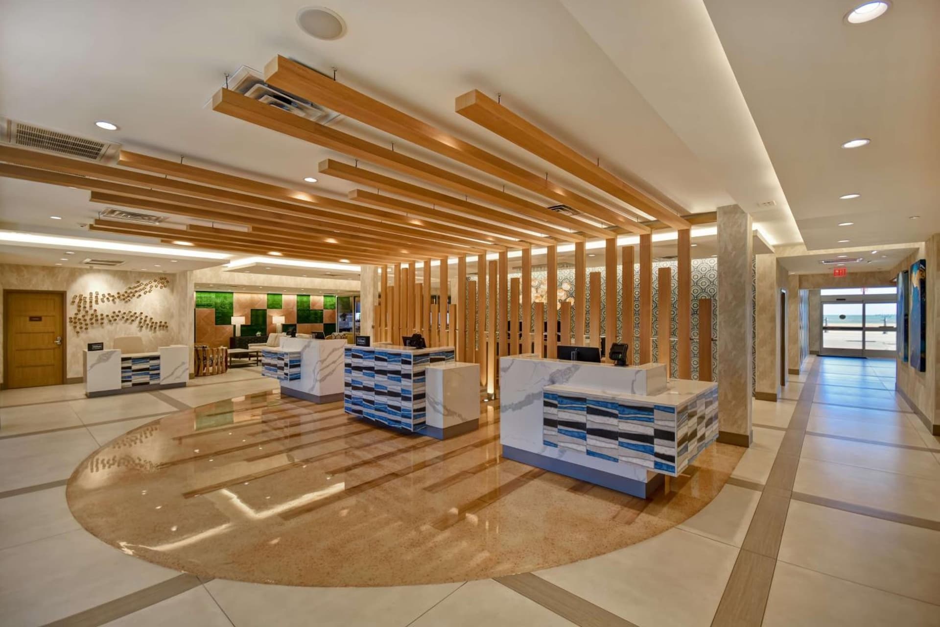 DoubleTree by Hilton Oceanfront Virginia Beach gallery photo in Virginia Beach, VA — image 26