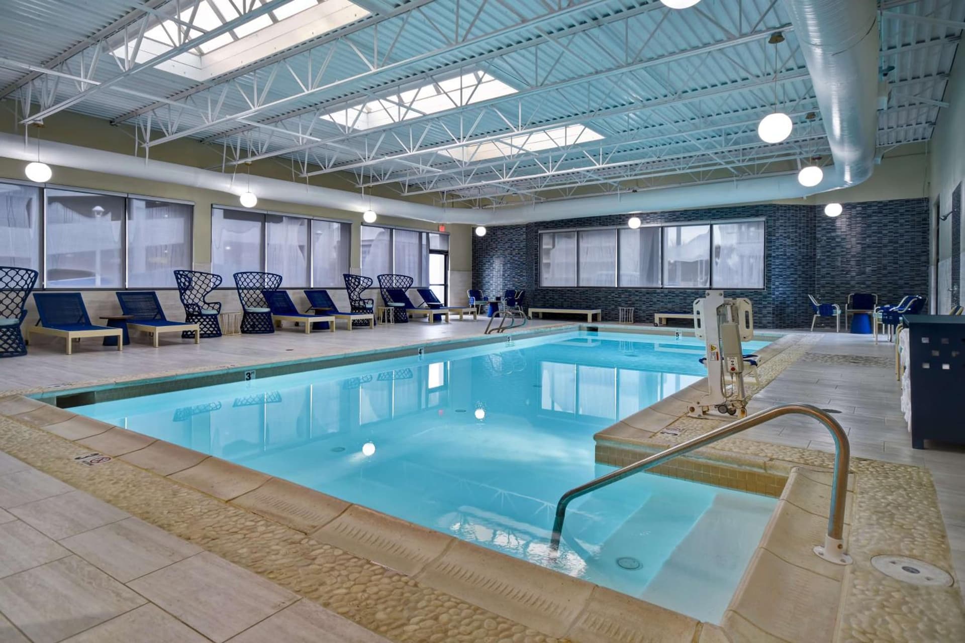 DoubleTree by Hilton Oceanfront Virginia Beach gallery photo in Virginia Beach, VA — image 46
