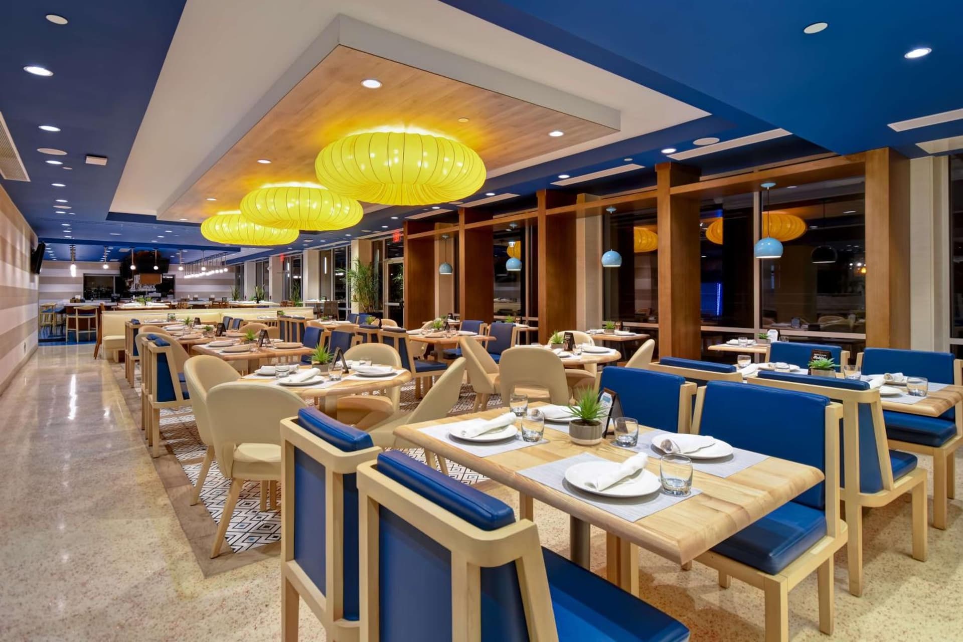DoubleTree by Hilton Oceanfront Virginia Beach gallery photo in Virginia Beach, VA — image 52