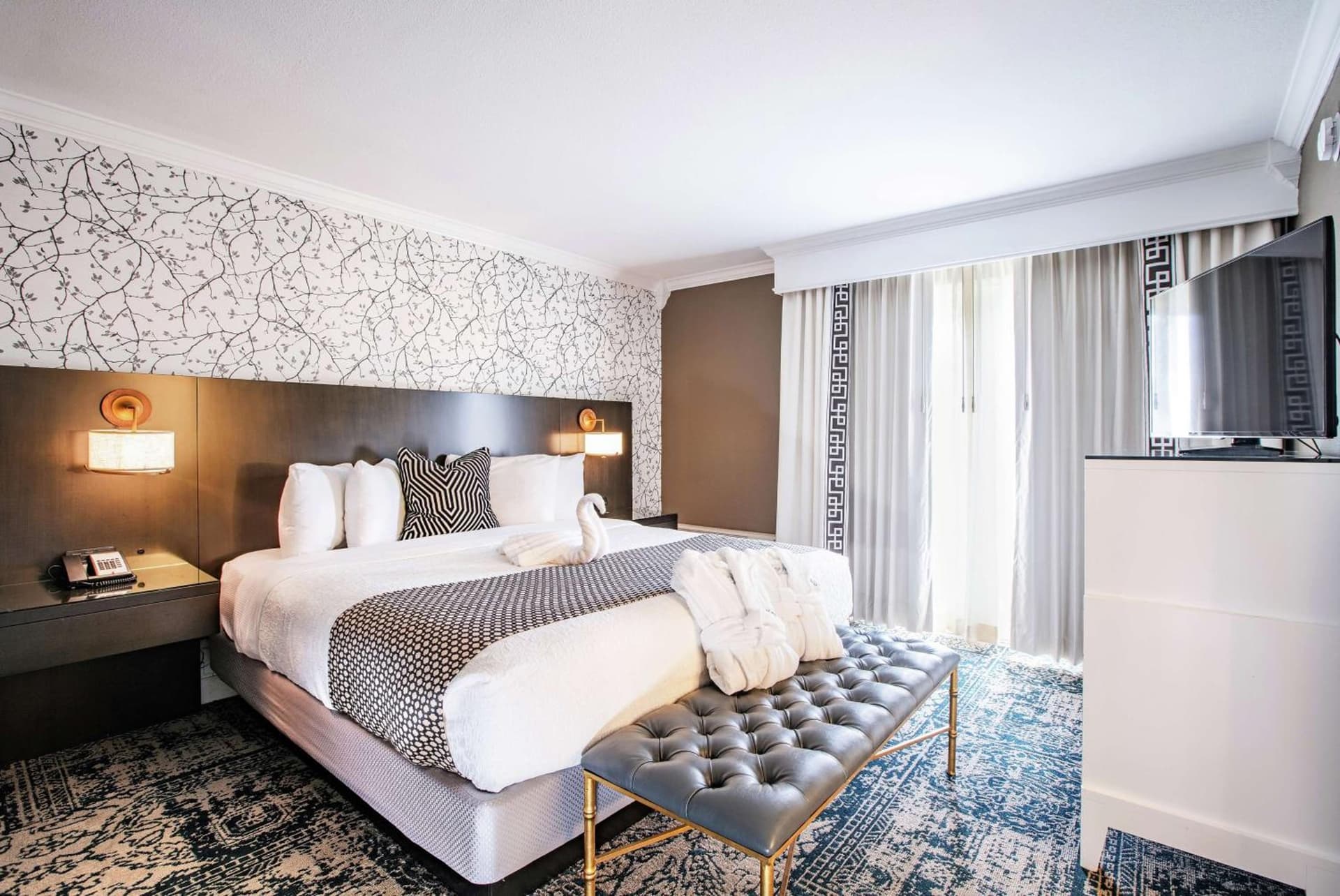 The Burgundy Hotel, Tapestry Collection by Hilton gallery photo in Little Rock, AR — image 30