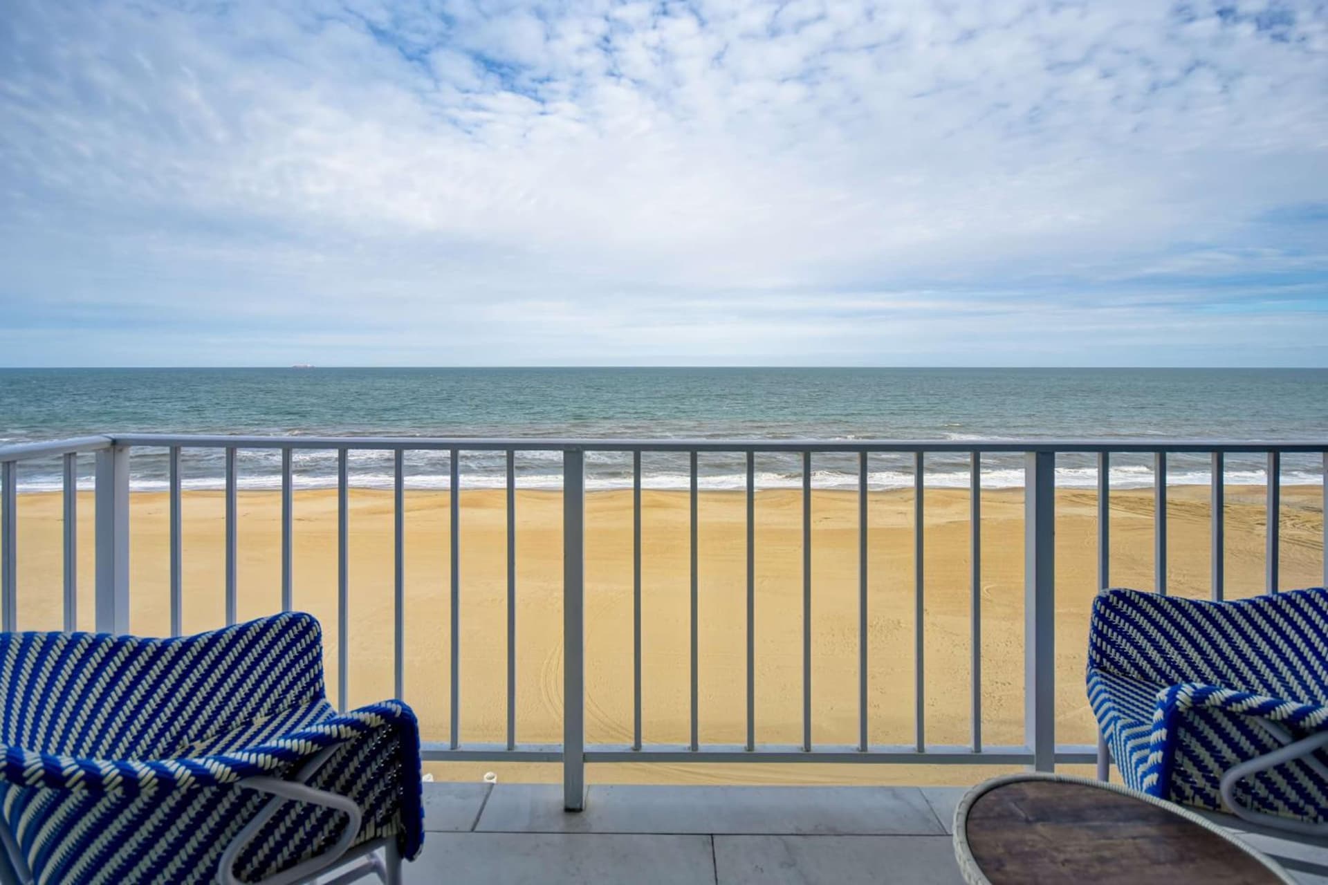 DoubleTree by Hilton Oceanfront Virginia Beach gallery photo in Virginia Beach, VA — image 33