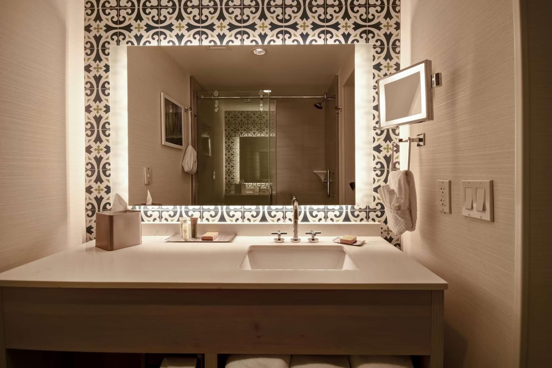 DoubleTree by Hilton Oceanfront Virginia Beach gallery photo in Virginia Beach, VA — image 49