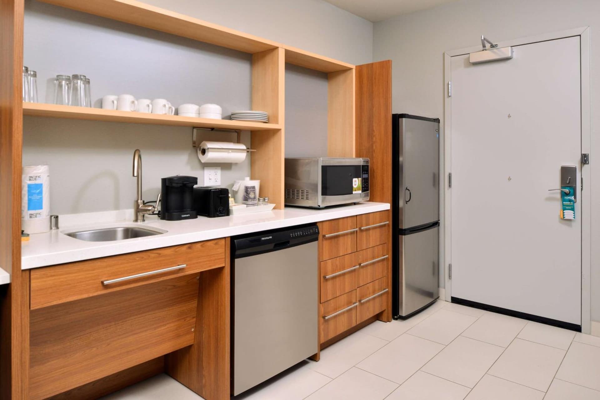 Home2 Suites By Hilton Portland Hillsboro interior in Hillsboro, OR — gallery photo 2