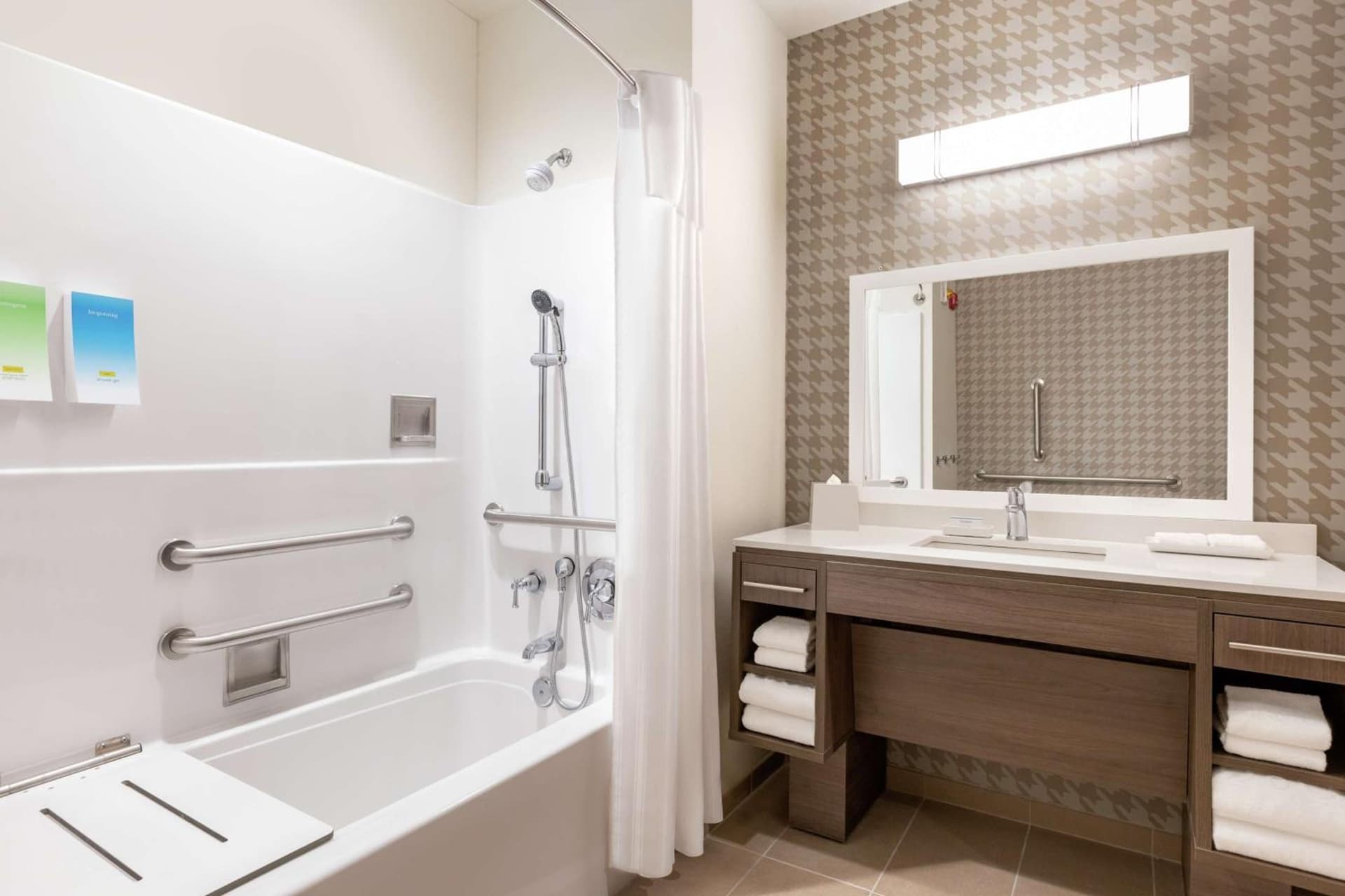 Home2 Suites By Hilton Rochester Greece gallery photo in Greece — image 11