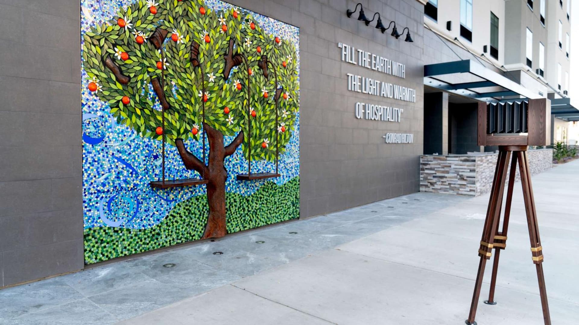 Hampton Inn Riverside Downtown property views in Riverside, CA — gallery photo 3