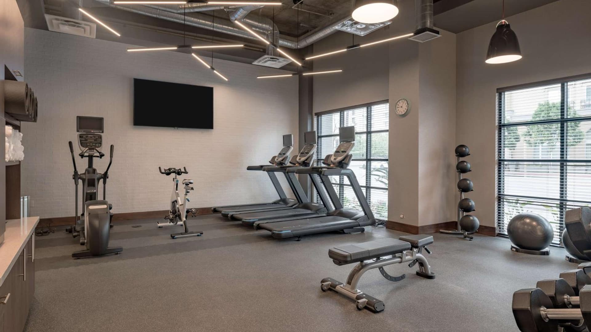 Hampton Inn Riverside Downtown Convention Center gallery photo in Riverside, CA — image 4