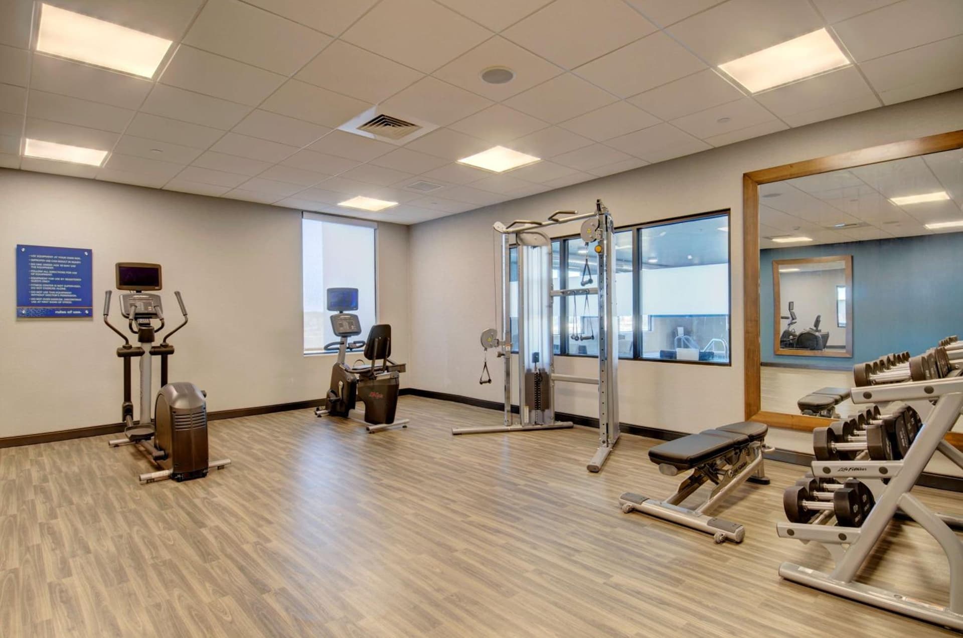 Hampton Inn & Suites Portland West gallery photo in Portland, ME — image 15