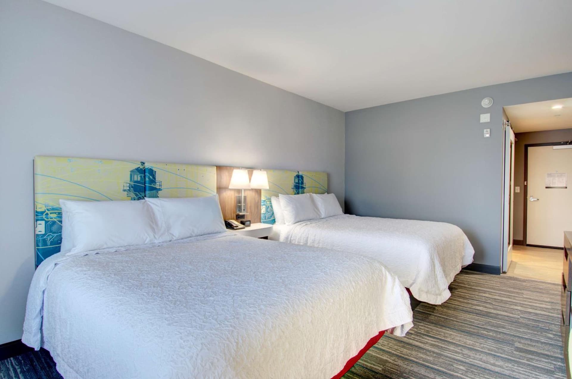 Hampton Inn & Suites Portland West gallery photo in Portland, ME — image 59