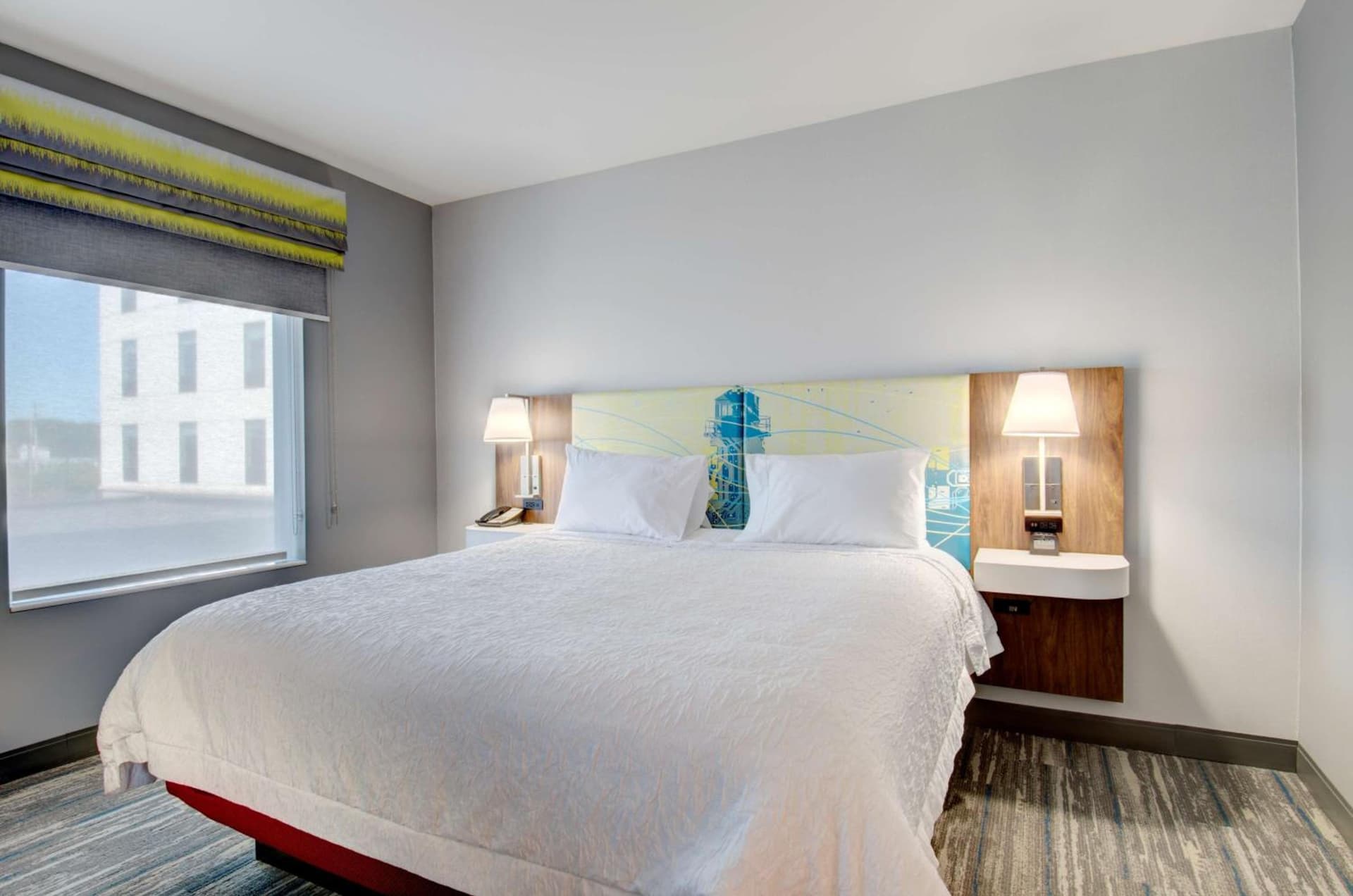 Hampton Inn & Suites Portland West gallery photo in Portland, ME — image 51