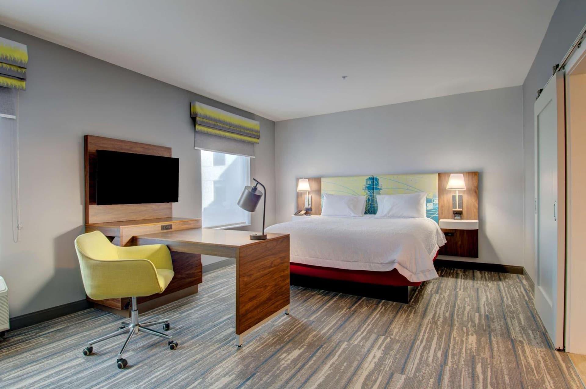 Hampton Inn & Suites Portland West gallery photo in Portland, ME — image 63