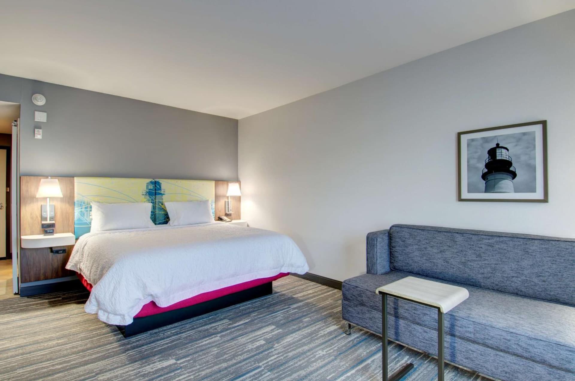 Hampton Inn & Suites Portland West gallery photo in Portland, ME — image 41