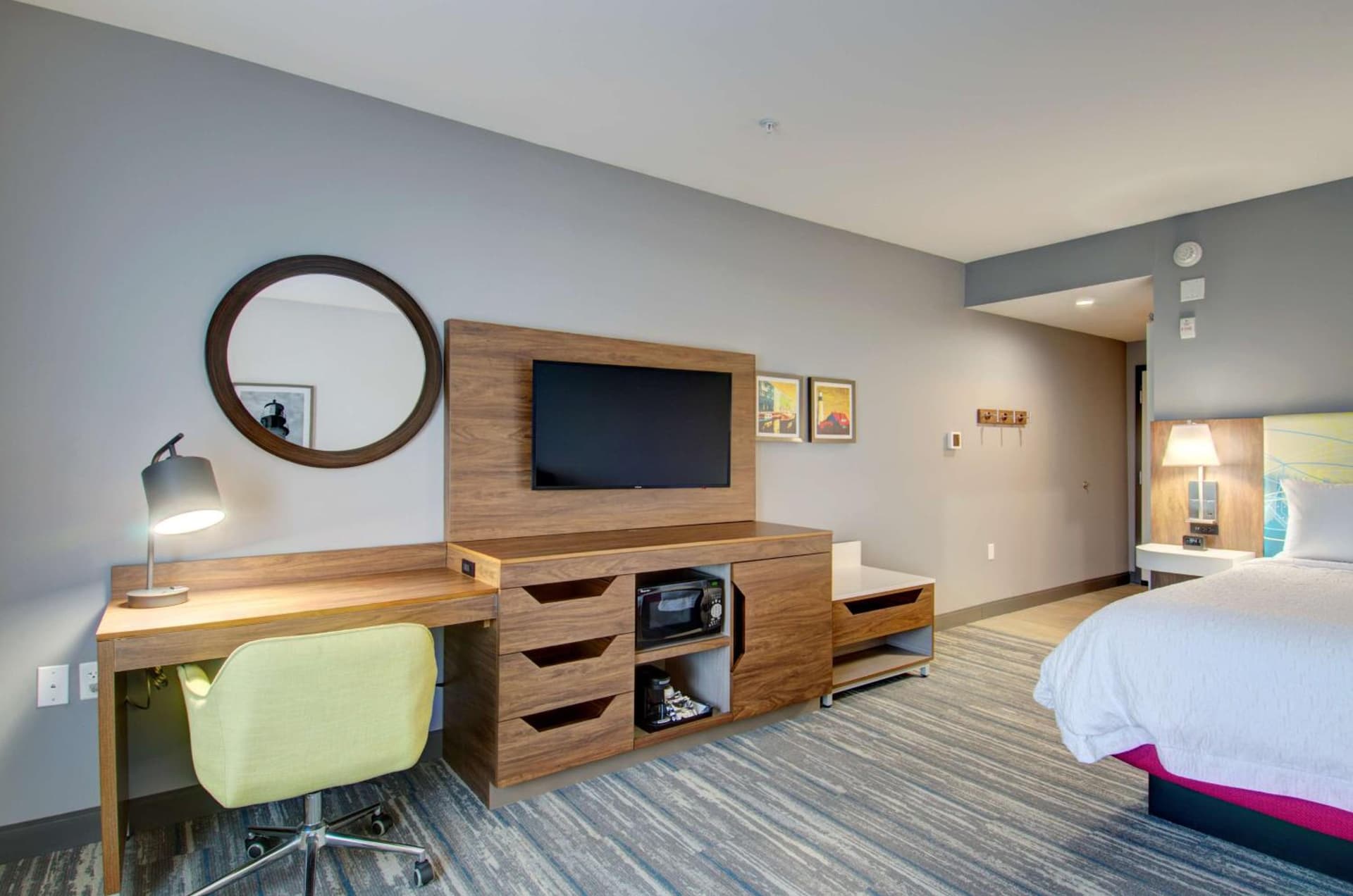 Hampton Inn & Suites Portland West gallery photo in Portland, ME — image 16