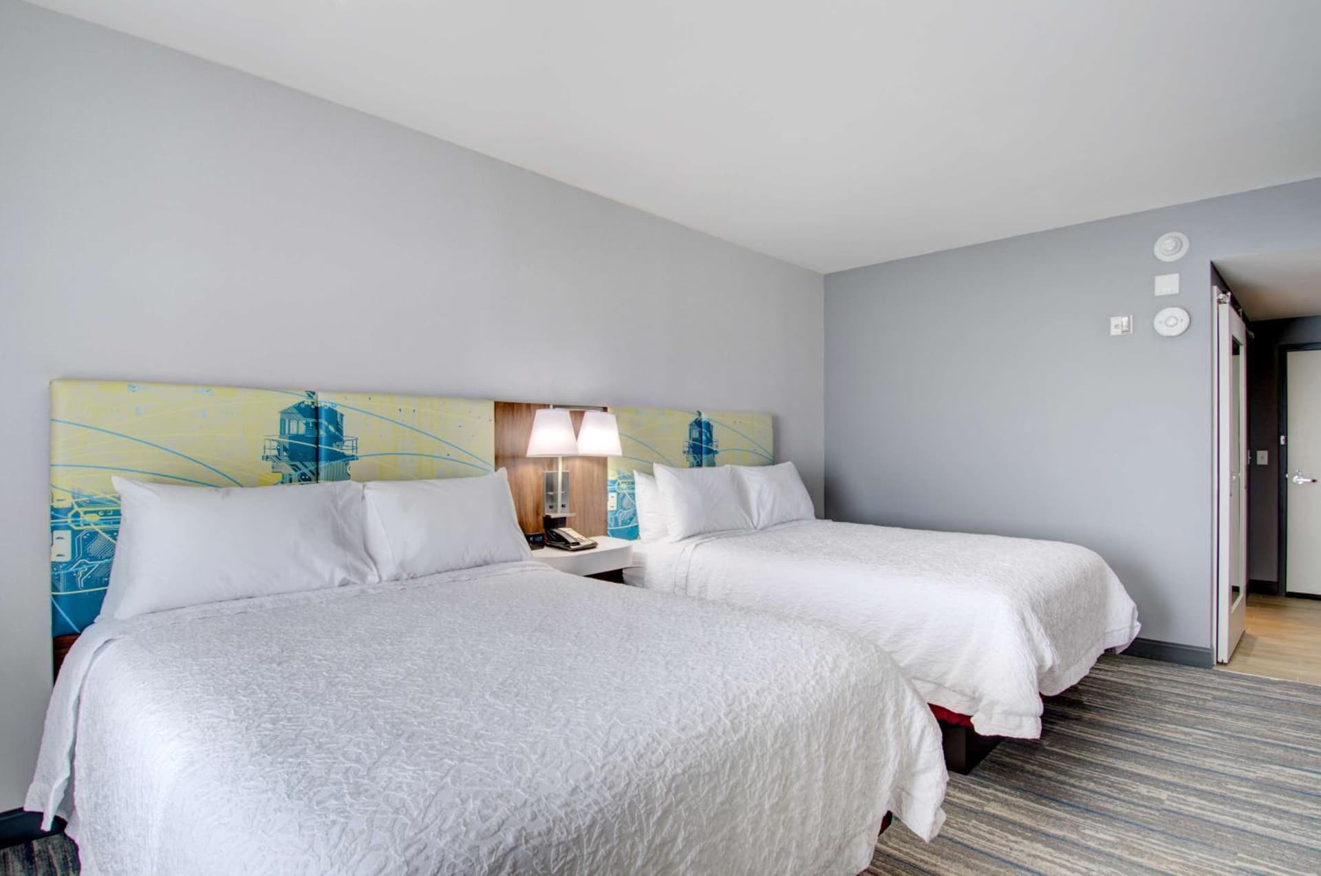 Hampton Inn & Suites Portland West gallery photo in Portland, ME — image 13