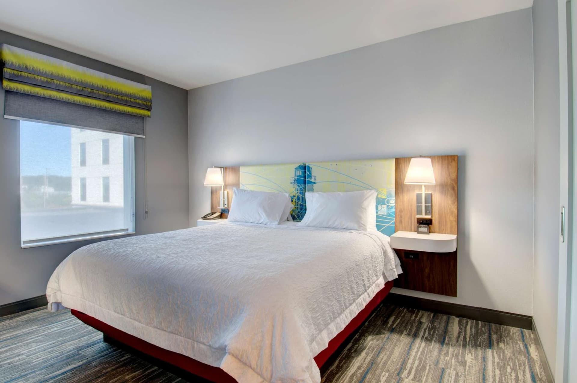 Hampton Inn & Suites Portland West gallery photo in Portland, ME — image 54