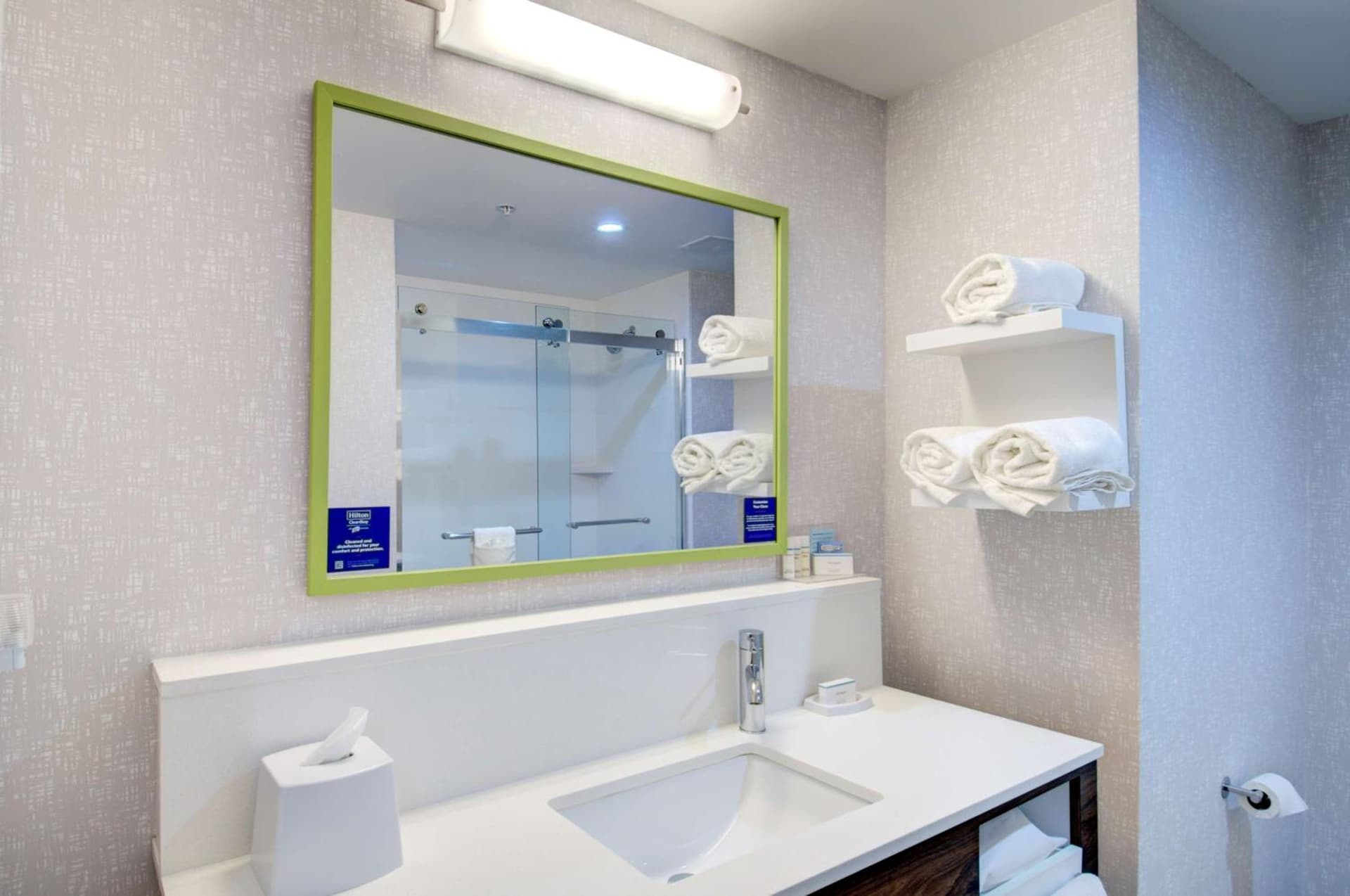 Hampton Inn & Suites Portland West gallery photo in Portland, ME — image 31