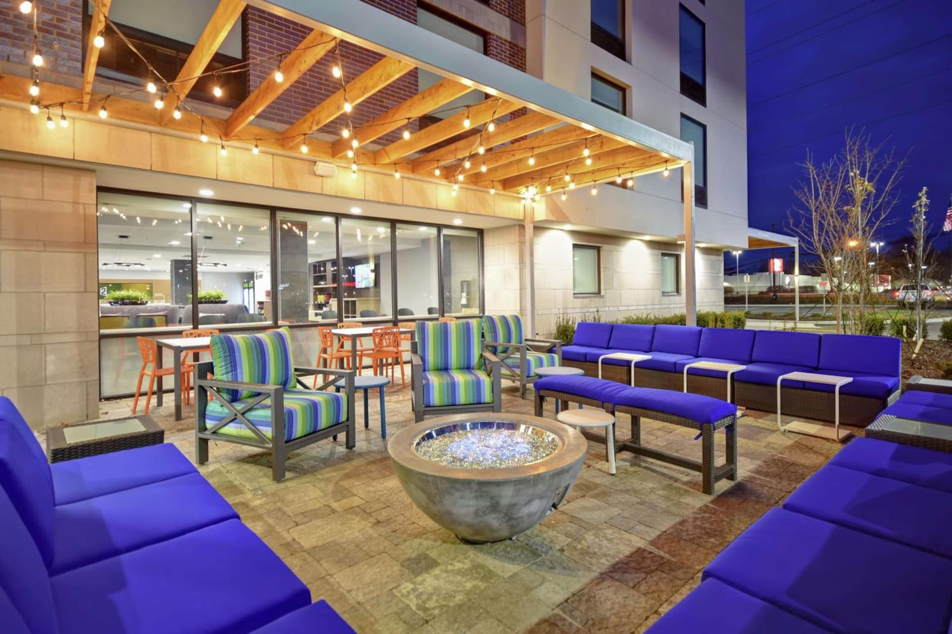 Home2 Suites By Hilton Taylor Detroit gallery photo in Taylor, MI — image 4
