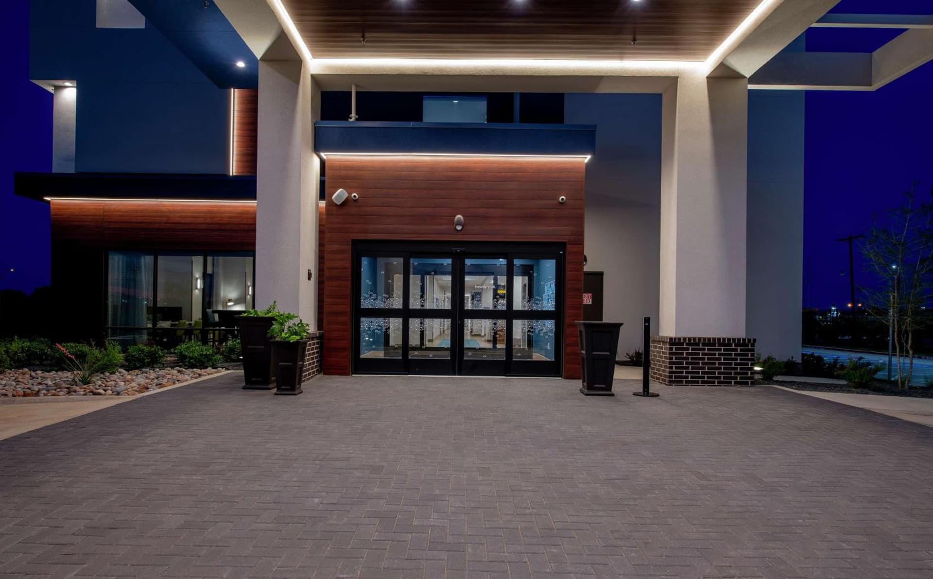 Hampton Inn & Suites Duncanville Dallas, Tx property views in Duncanville, TX — gallery photo 3