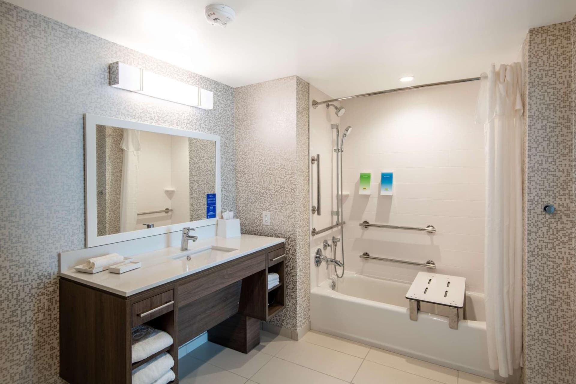 Home2 Suites By Hilton Phoenix Airport North, Az gallery photo in Phoenix, AZ — image 15
