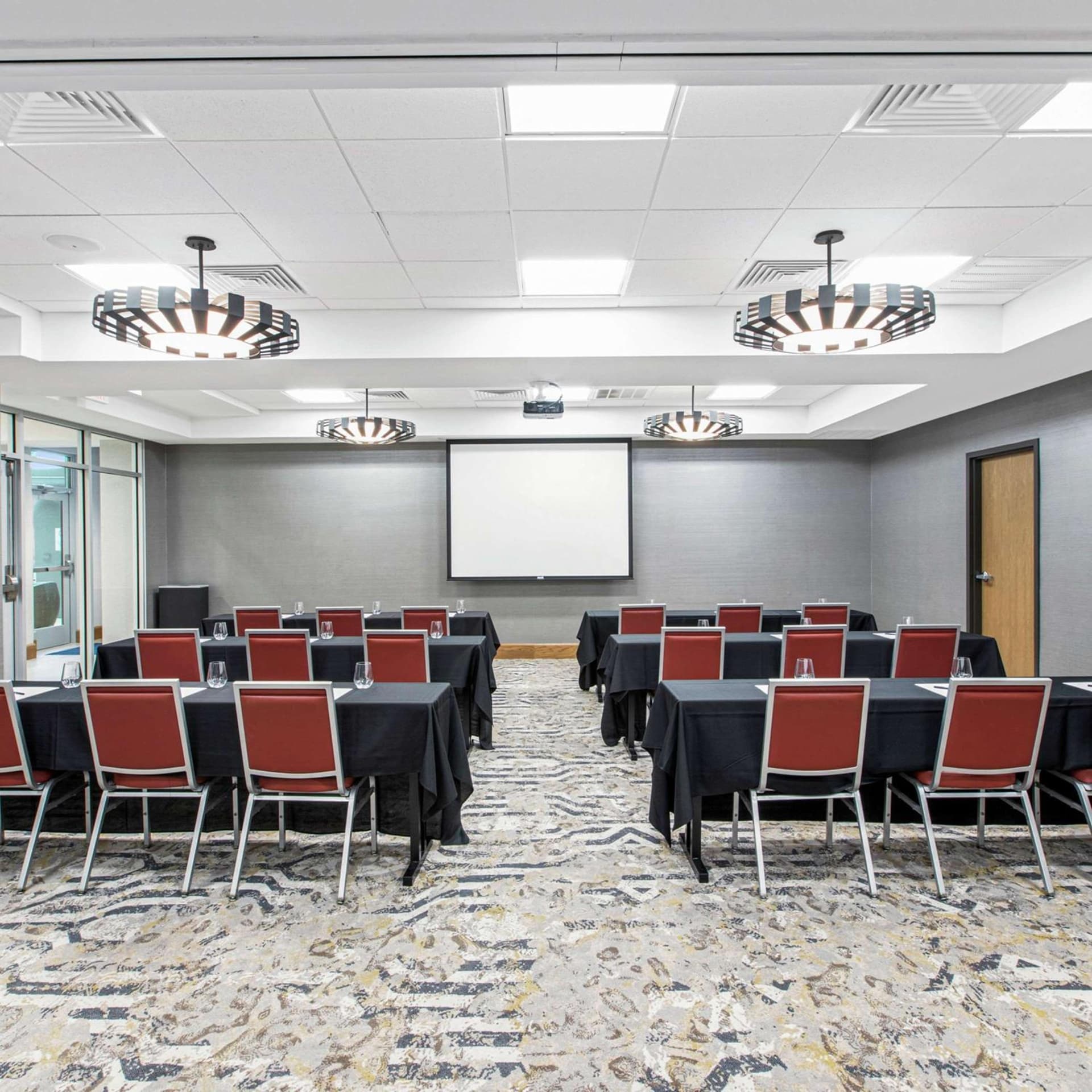 DoubleTree by Hilton San Antonio Northwest - La Cantera gallery photo in San Antonio, TX — image 7