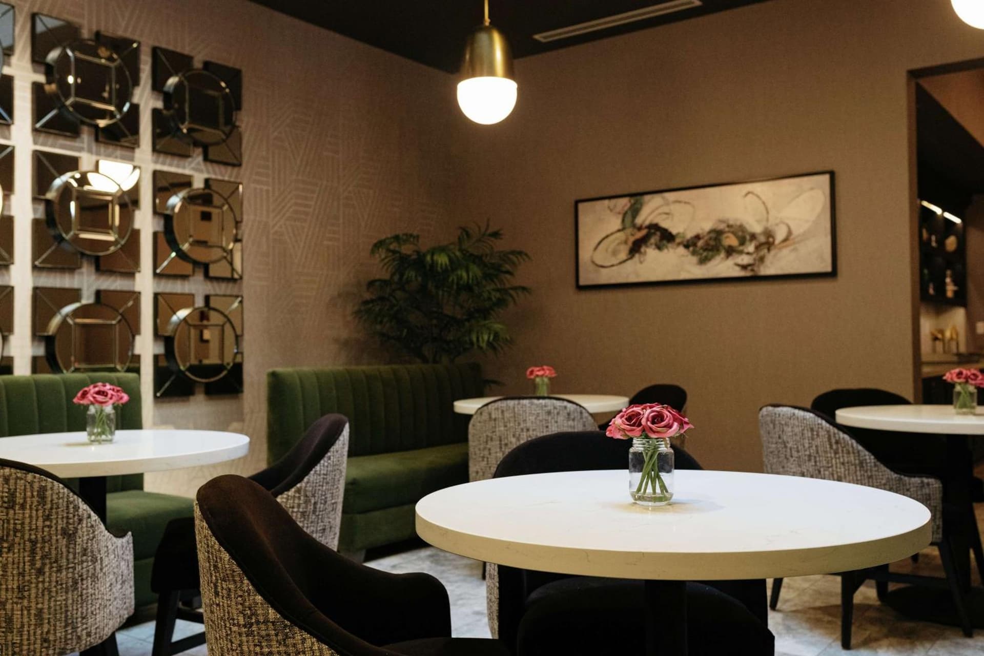 The Axis Moline Hotel, Tapestry Collection By Hilton gallery photo in Moline, IL — image 4