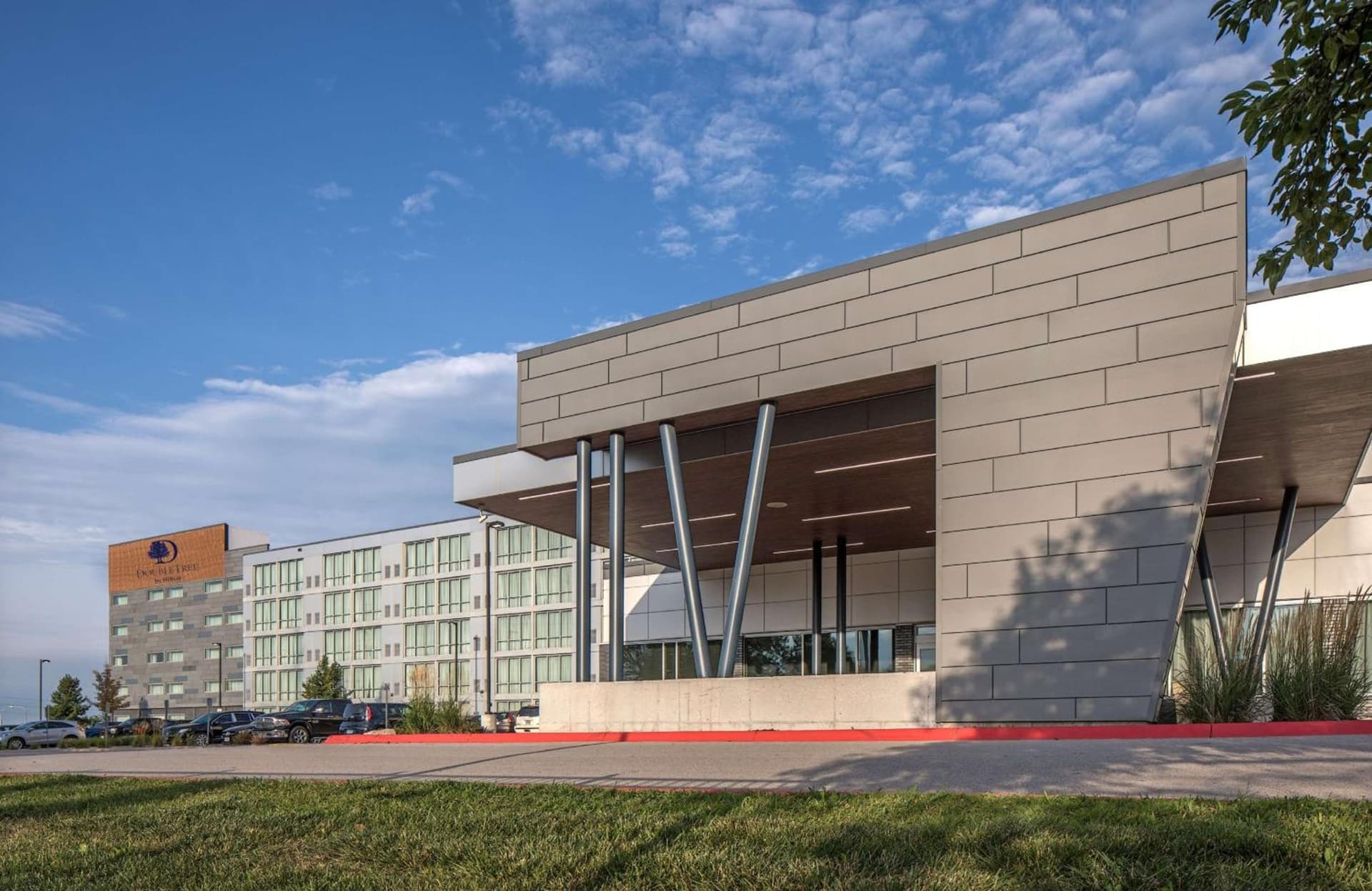 Doubletree By Hilton Omaha Southwest, Ne property views in Omaha, NE — gallery photo 3