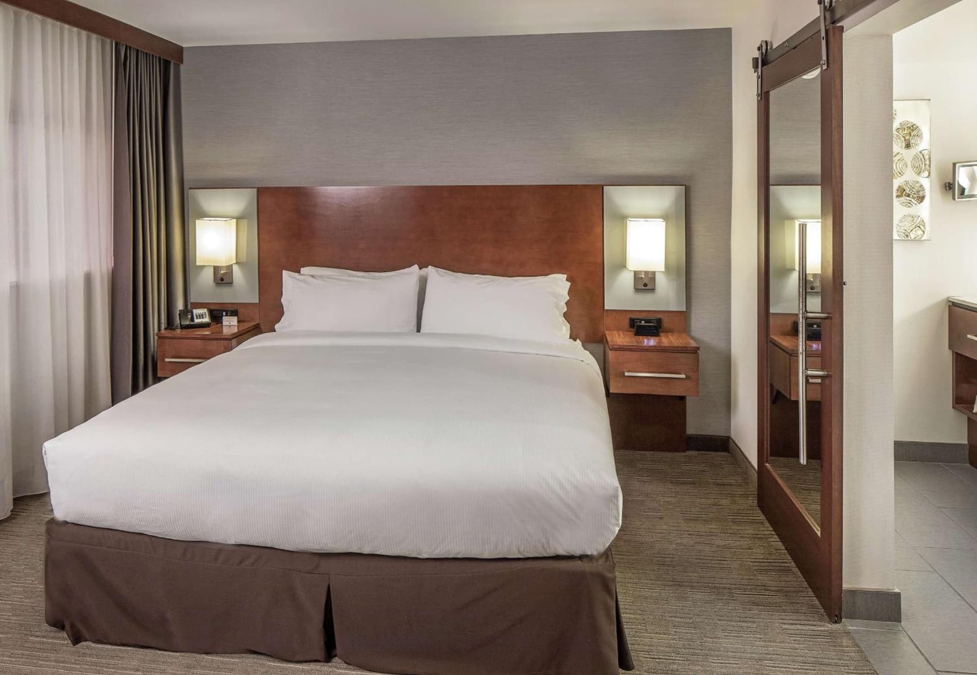 Doubletree By Hilton Omaha Southwest, Ne gallery photo in Omaha, NE — image 8