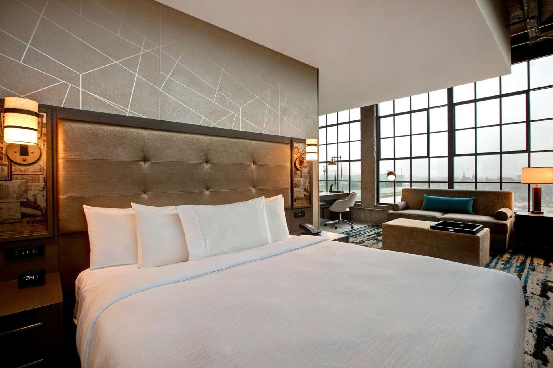 Embassy Suites By Hilton Rockford Riverfront gallery photo in Rockford, IL — image 6
