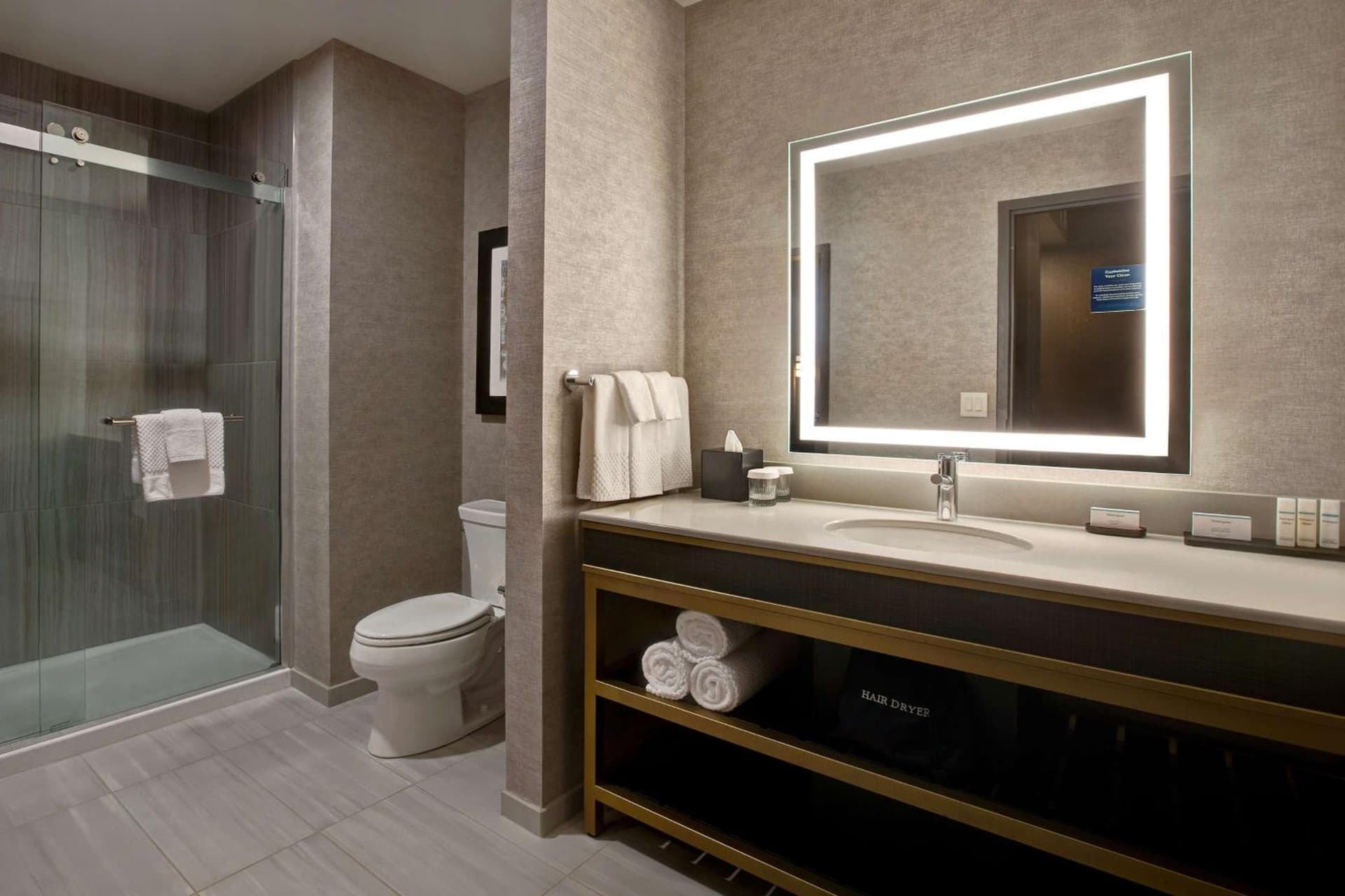 Embassy Suites By Hilton Rockford Riverfront gallery photo in Rockford, IL — image 20