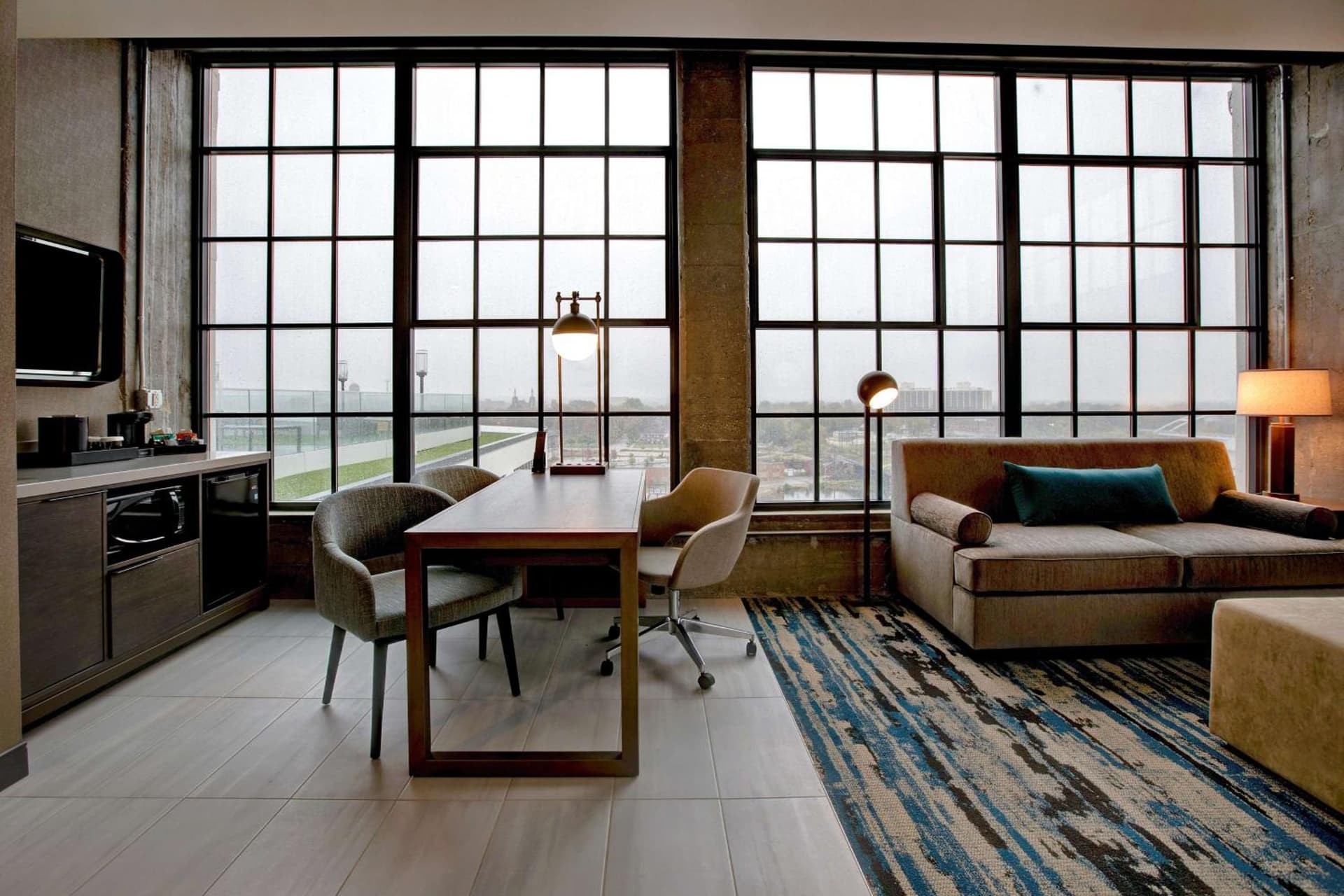 Embassy Suites By Hilton Rockford Riverfront gallery photo in Rockford, IL — image 34
