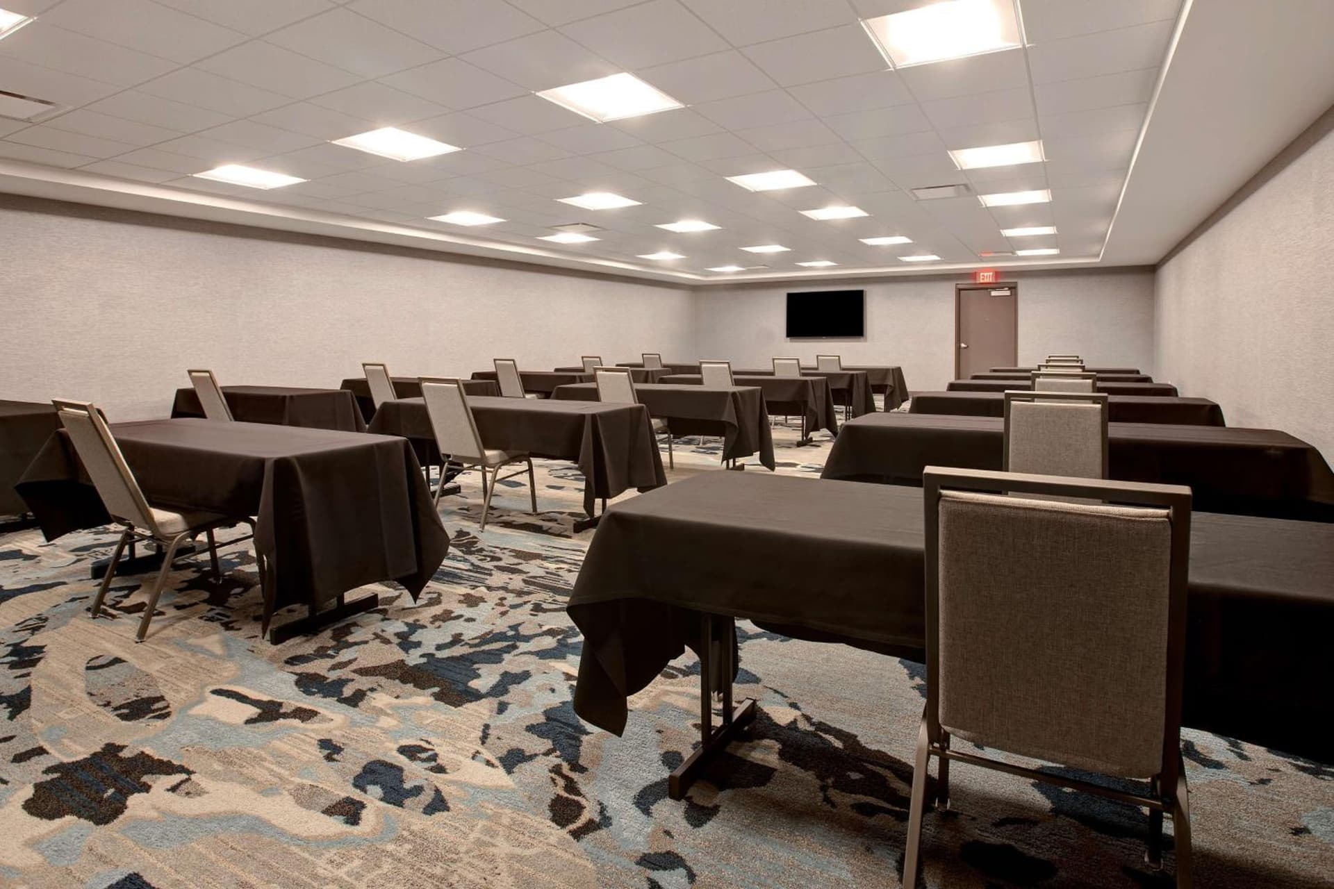 Embassy Suites By Hilton Rockford Riverfront gallery photo in Rockford, IL — image 37