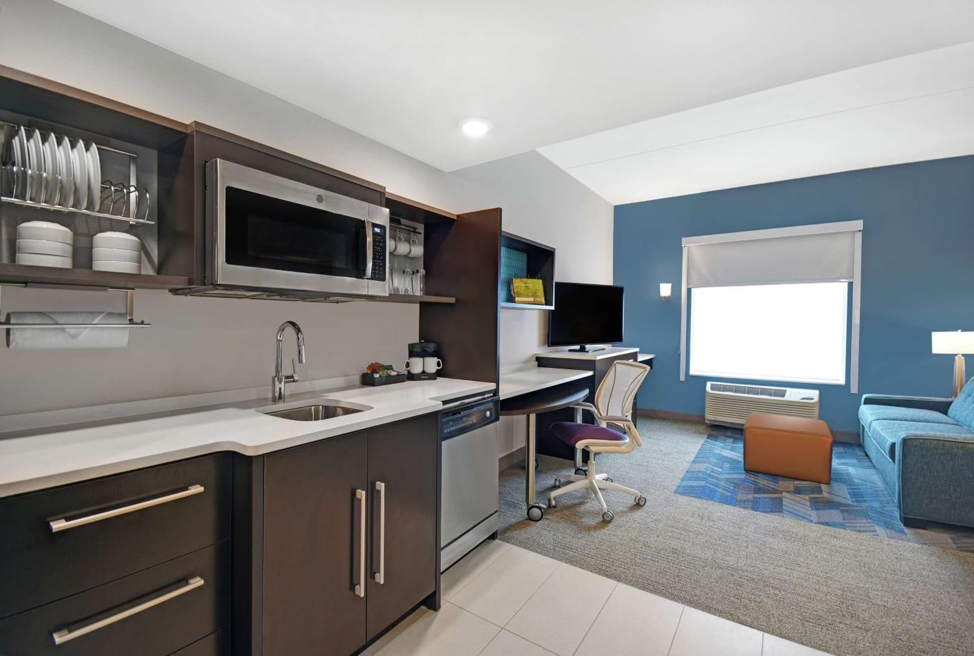 Home2 Suites By Hilton Lawrenceville Atlanta Sugarloaf, Ga interior in Lawrenceville, GA — gallery photo 2