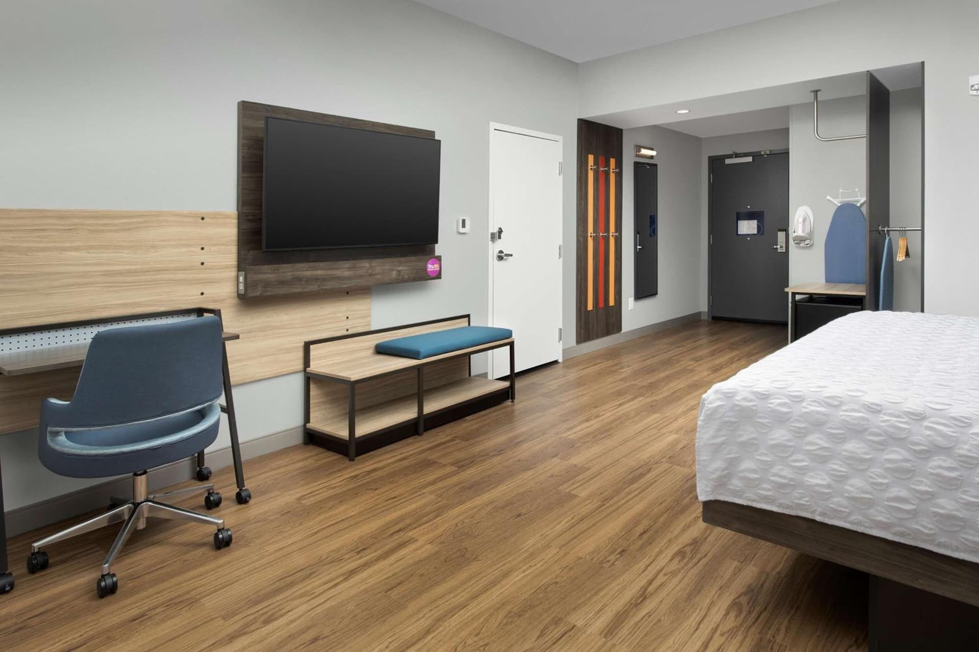 Tru By Hilton Charlotte Airport Lake Pointe gallery photo in Charlotte, NC — image 13