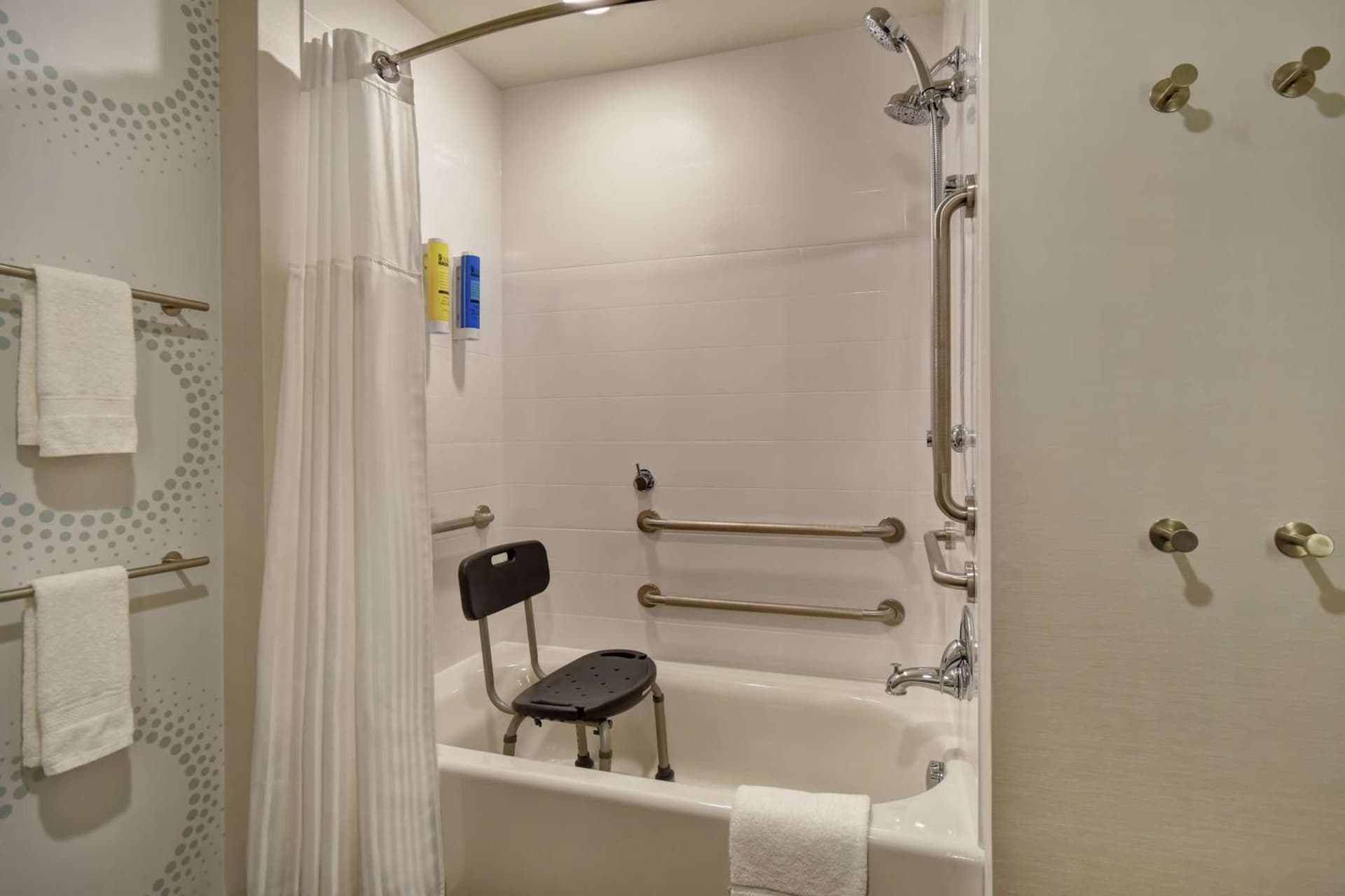 Tru By Hilton Denver South Park Meadows, Co gallery photo in Lone Tree, CO — image 13