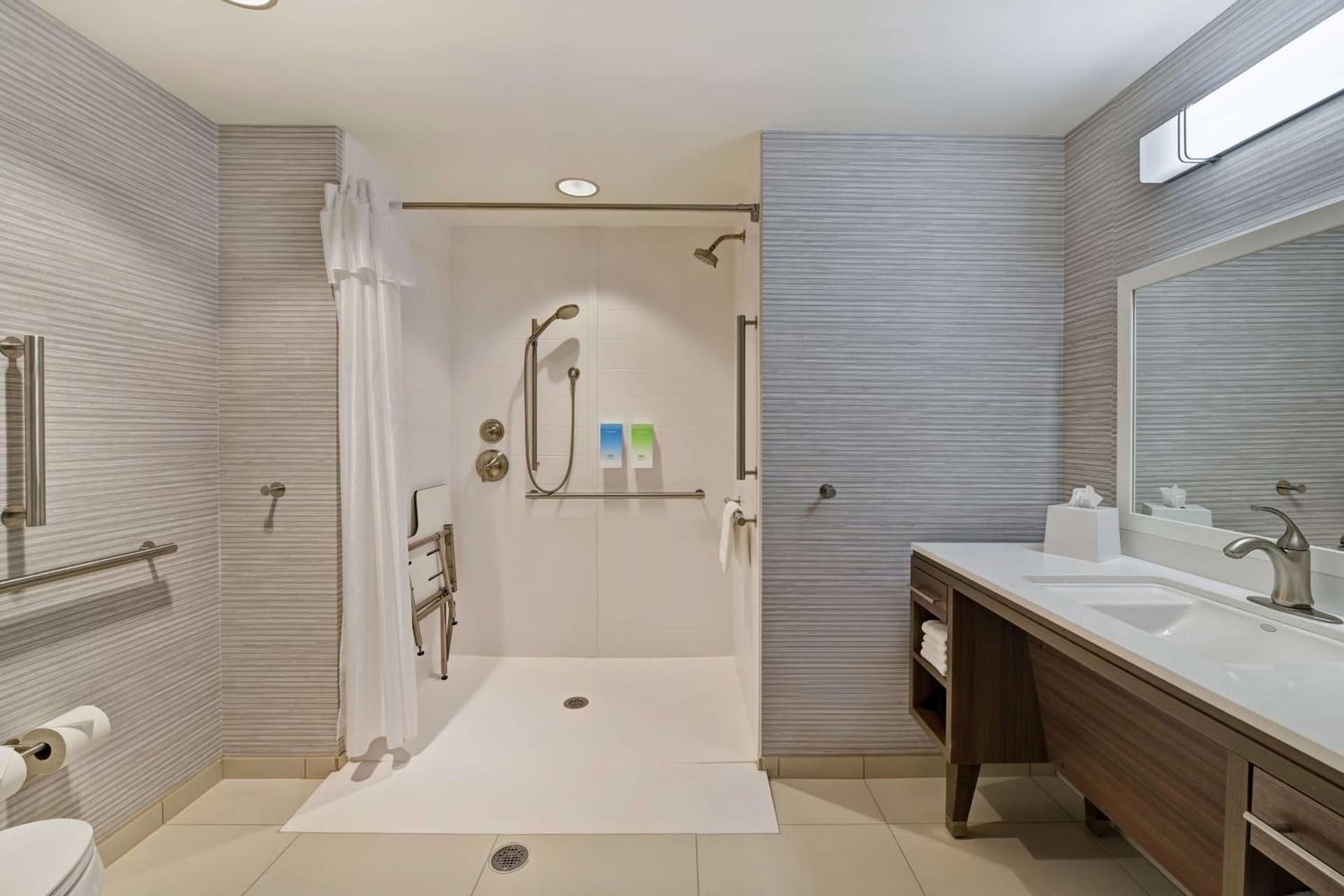 Home2 Suites By Hilton West Palm Beach Airport gallery photo in West Palm Beach, FL — image 20