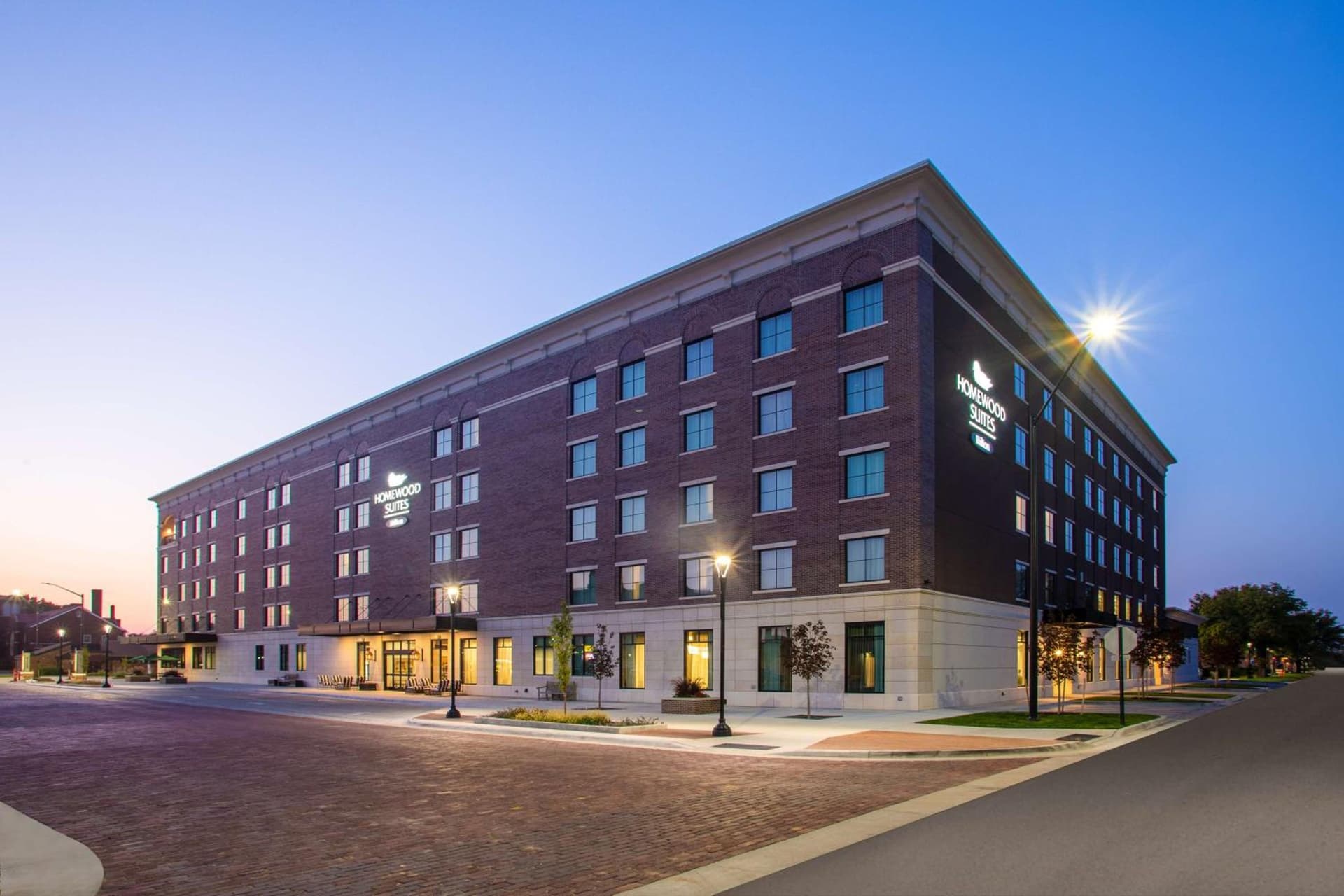 Homewood Suites By Hilton Salina/Downtown, Ks featured exterior or lobby in Salina, KS — similar hotel