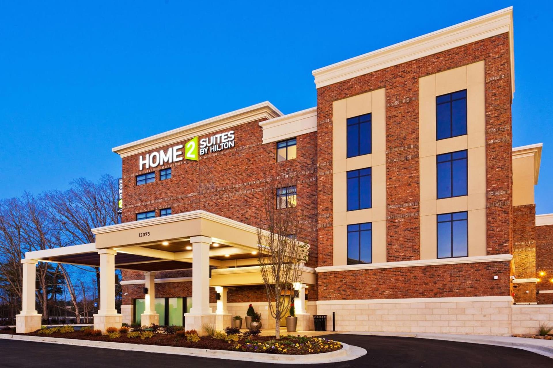 Home2 Suites By Hilton Alpharetta, Ga interior in Alpharetta, GA — gallery photo 2