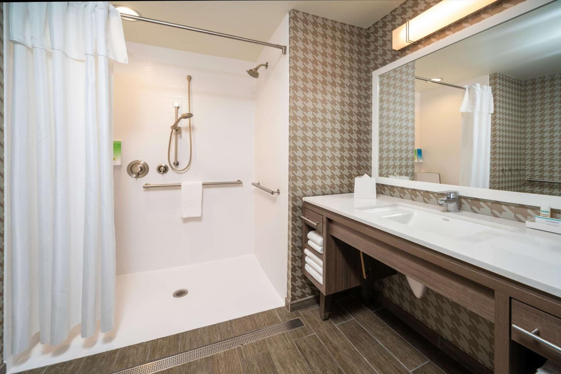 Home2 Suites By Hilton Minneapolis-Mall of America gallery photo in Bloomington, MN — image 31