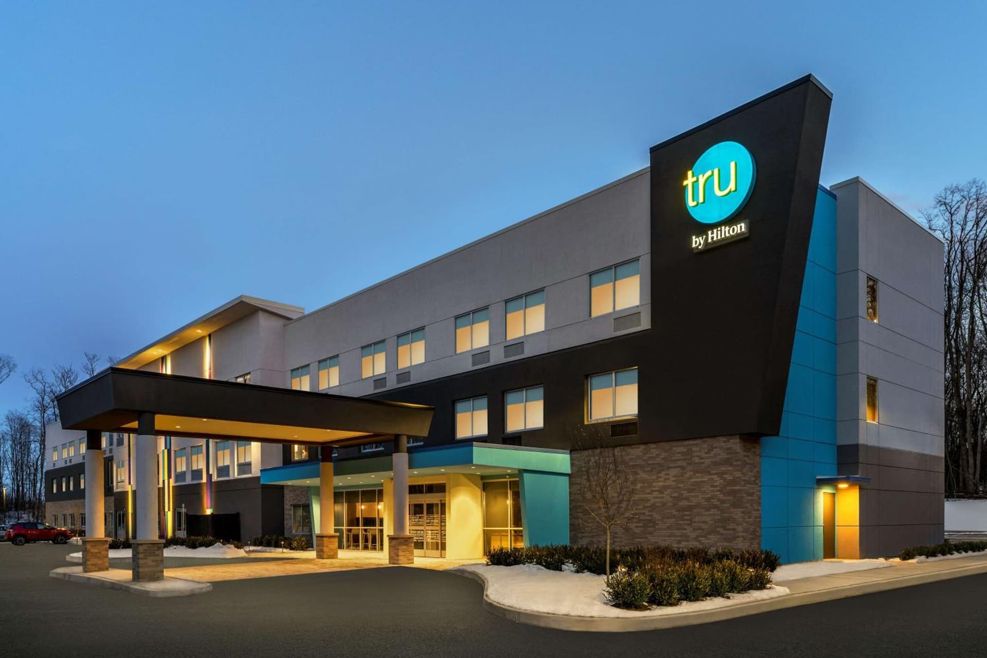Tru By Hilton Albany Airport, Ny featured exterior or lobby in Latham, NY — similar hotel