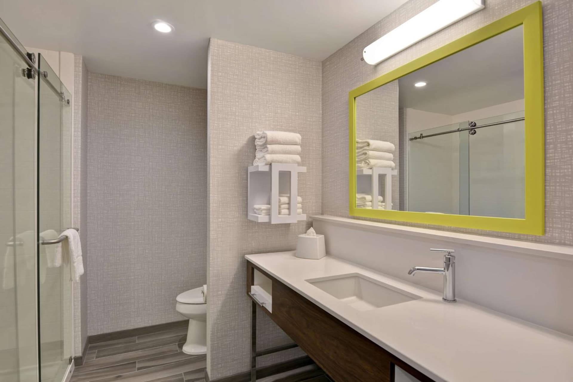 Hampton Inn & Suites Tampa Riverview Brandon gallery photo in Tampa, FL — image 29