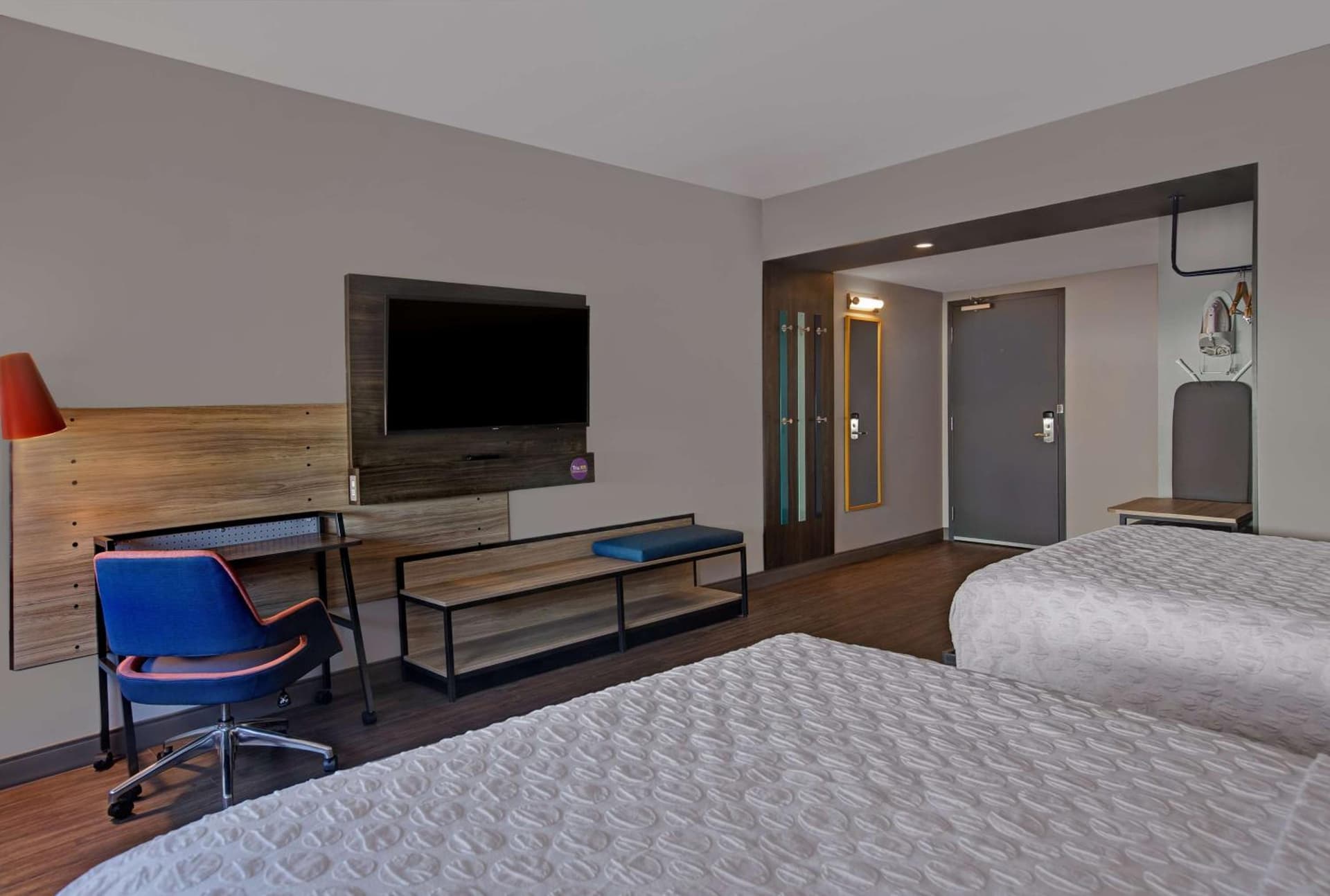 Tru By Hilton Knoxville West Turkey Creek interior in Knoxville, TN — gallery photo 2
